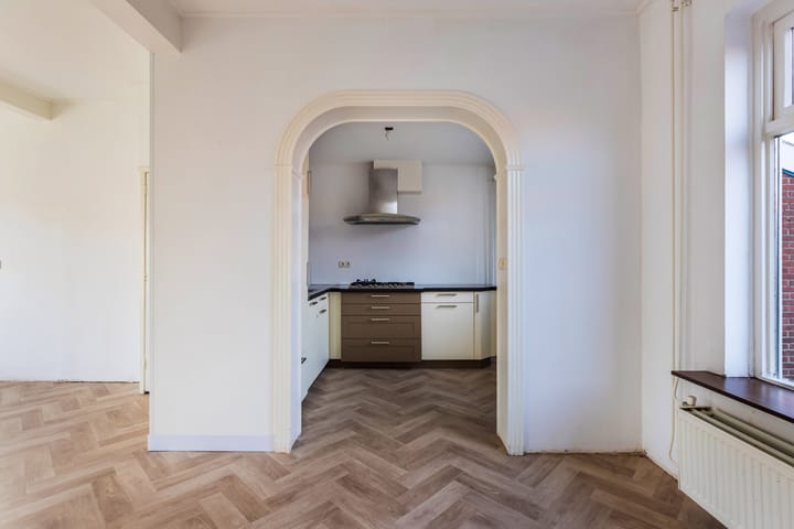 Photo 19 of Professor Wassenberghstraat 9