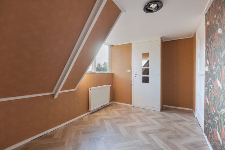 Photo 27 of Professor Wassenberghstraat 9