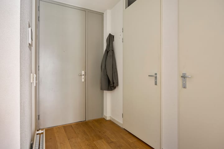 Photo 11 of Jonkerstraat 31