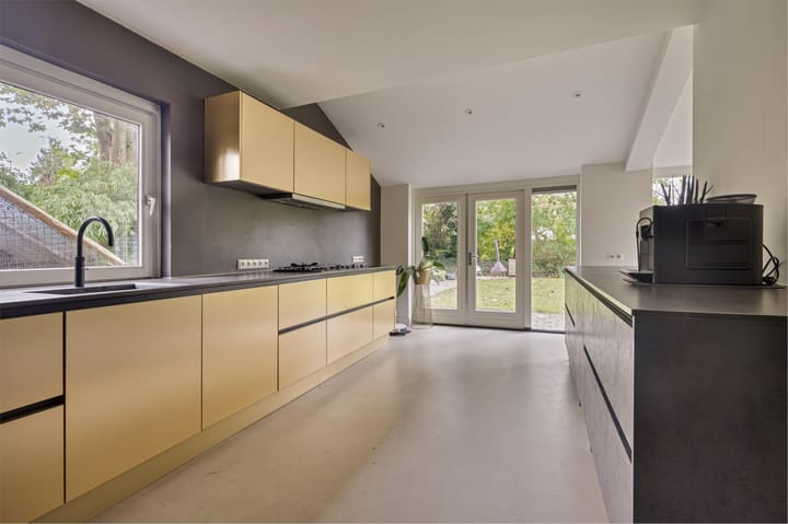 Photo 8 of Gezellelaan 11