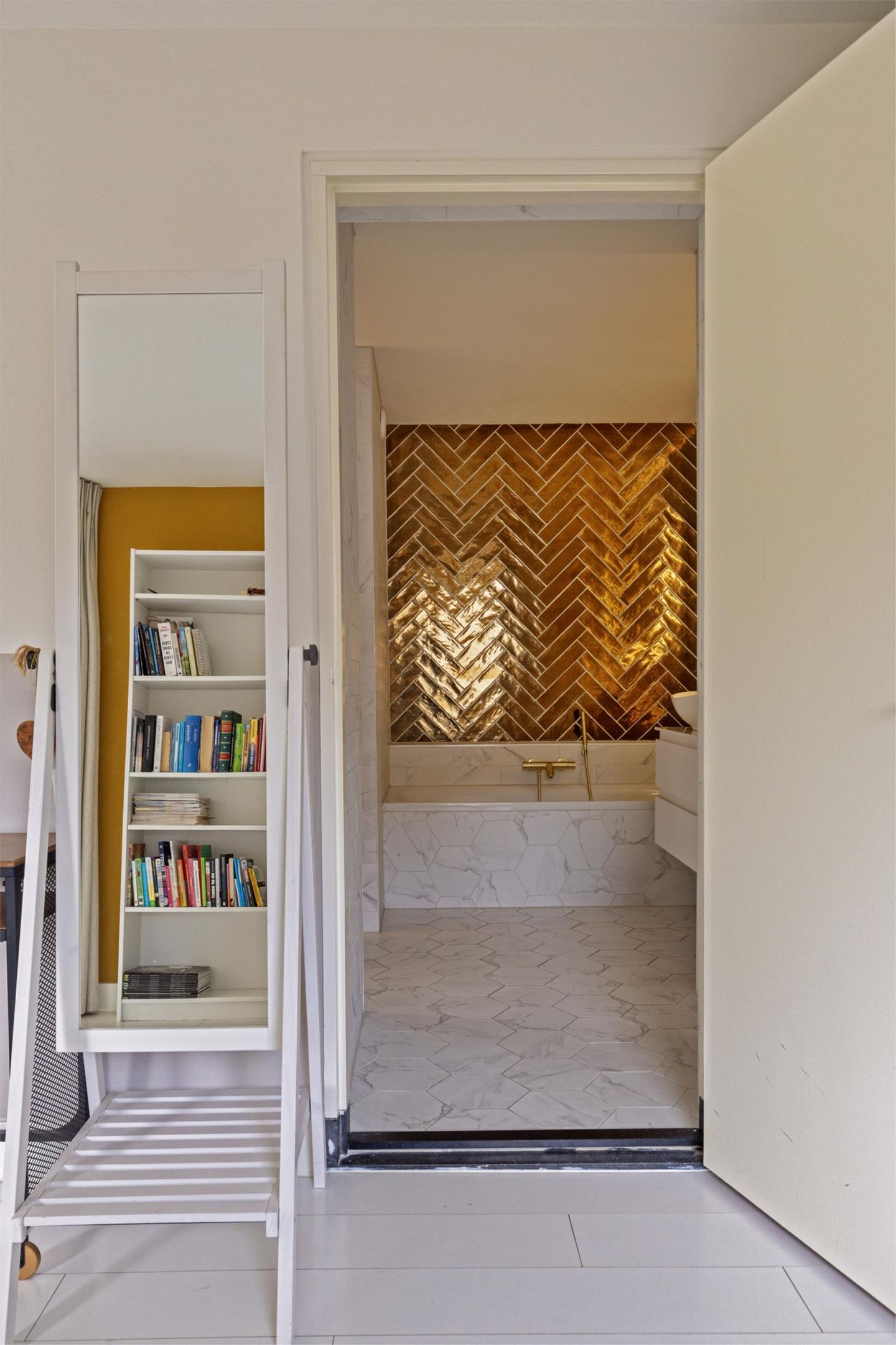 Photo 29 of Gezellelaan 11