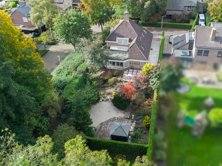 Photo 2 of Leeuwerik 13