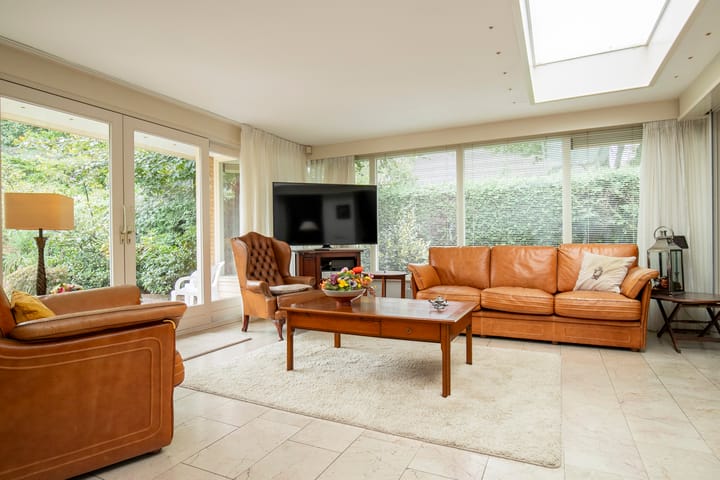 Photo 20 of Leeuwerik 13