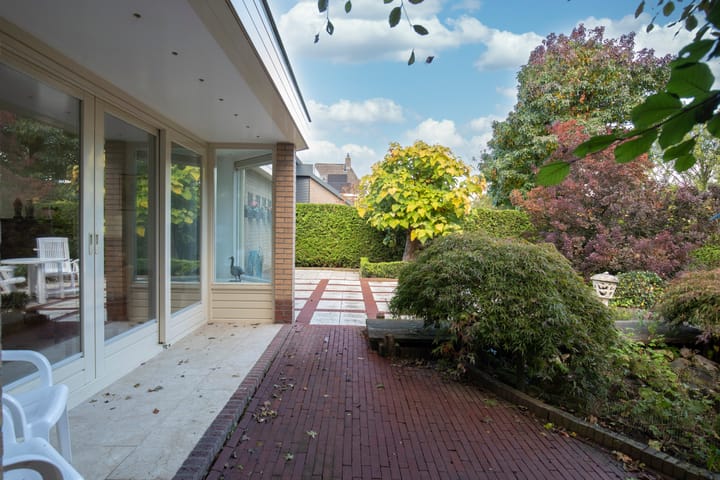 Photo 34 of Leeuwerik 13