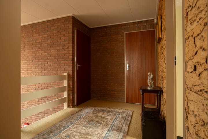 Photo 56 of Leeuwerik 13