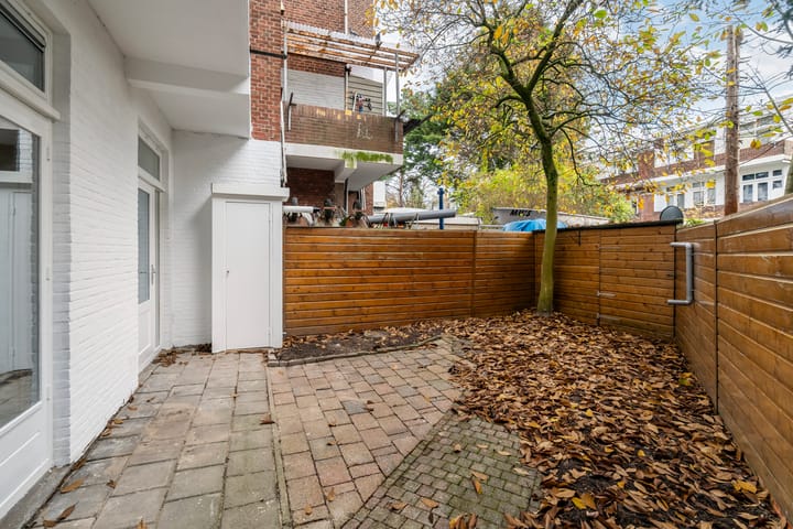 Photo 24 of Velpsestraat 162