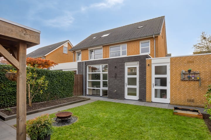 Photo 29 of Valkappel 19