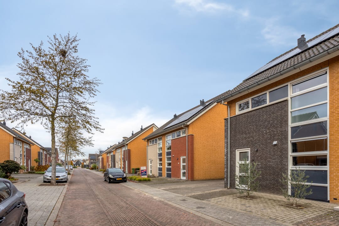 Foto 32 van Valkappel 19