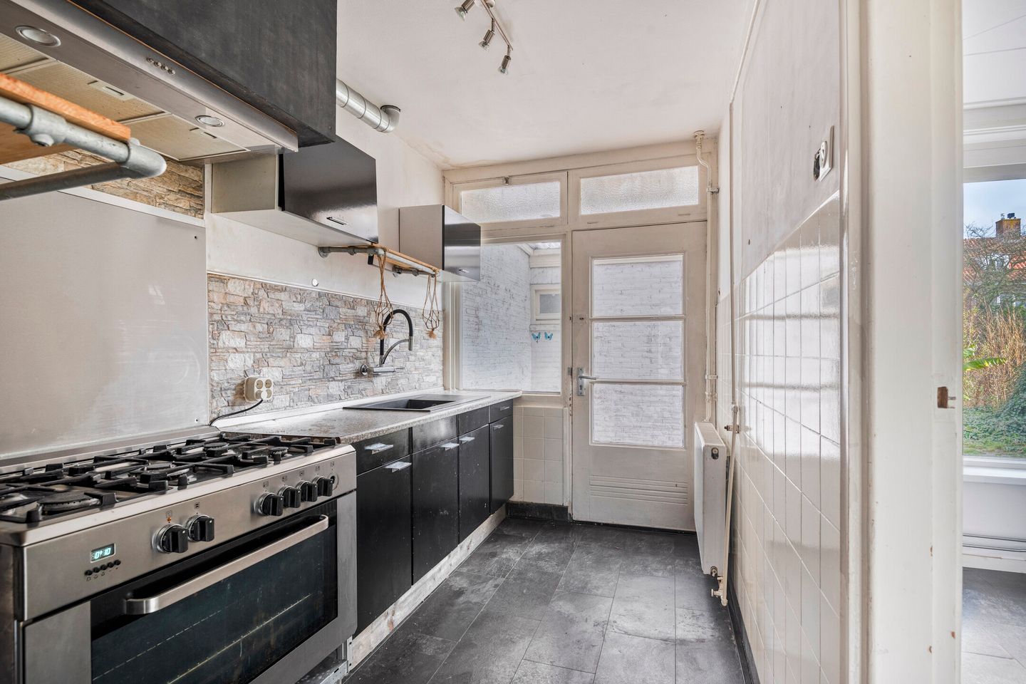 Photo 5 of Besoyensestraat 65-A