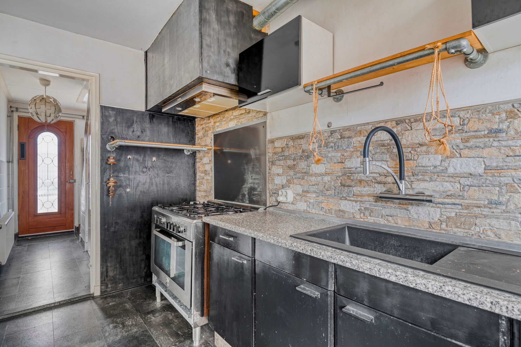 Photo 6 of Besoyensestraat 65-A