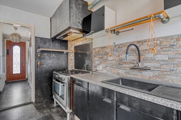 Photo 6 of Besoyensestraat 65-A