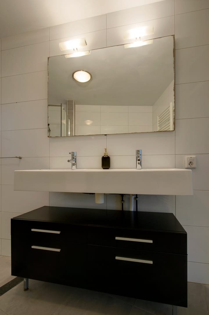 Photo 33 of Natalie Barneykade 7