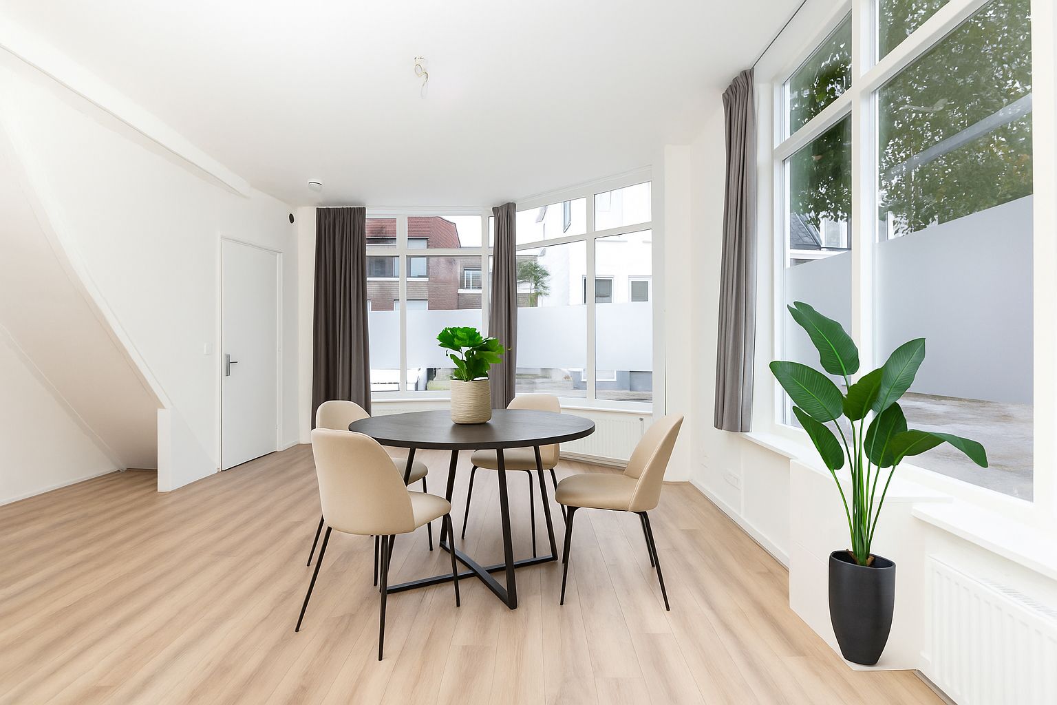 Photo 12 of Van Ittersumstraat 62-A