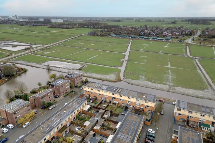 Photo 40 of Natalie Barneykade 7