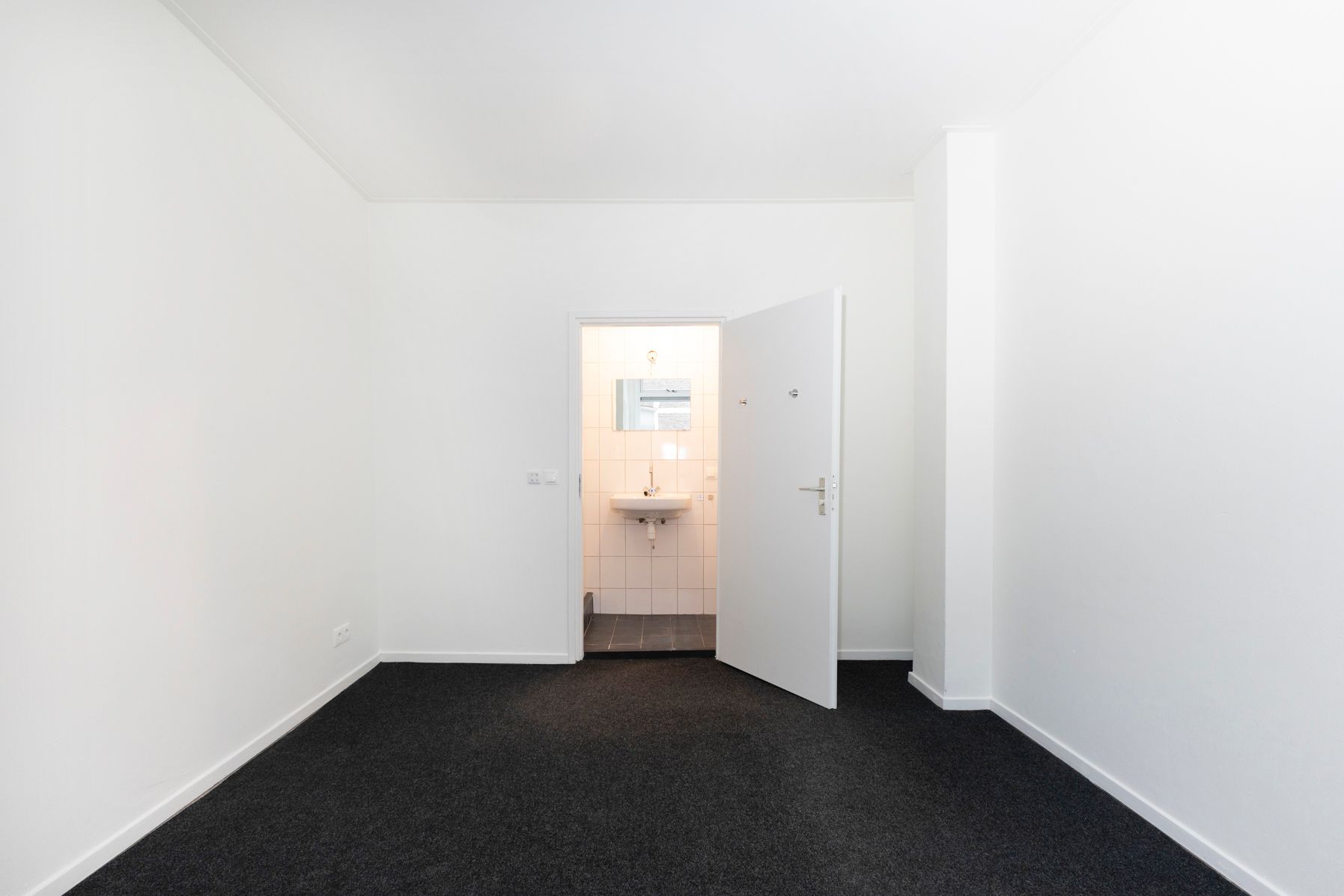 Photo 15 of Van Ittersumstraat 62-A