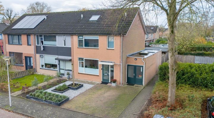 Photo 39 of Churchillstraat 26