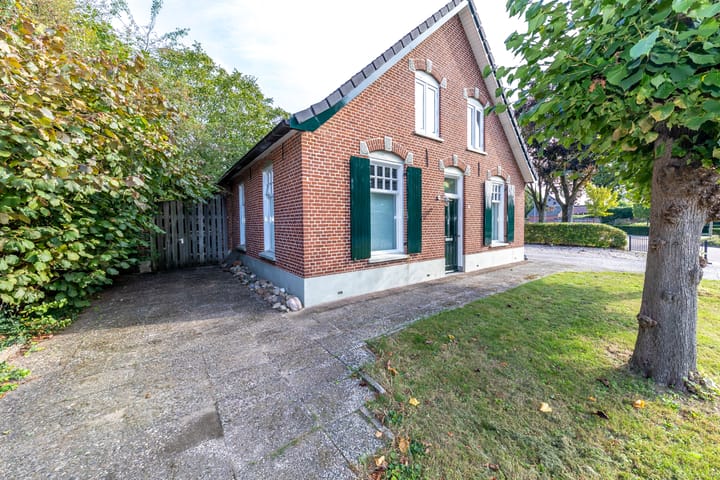 Photo 3 of Prins Bernhardstraat 33