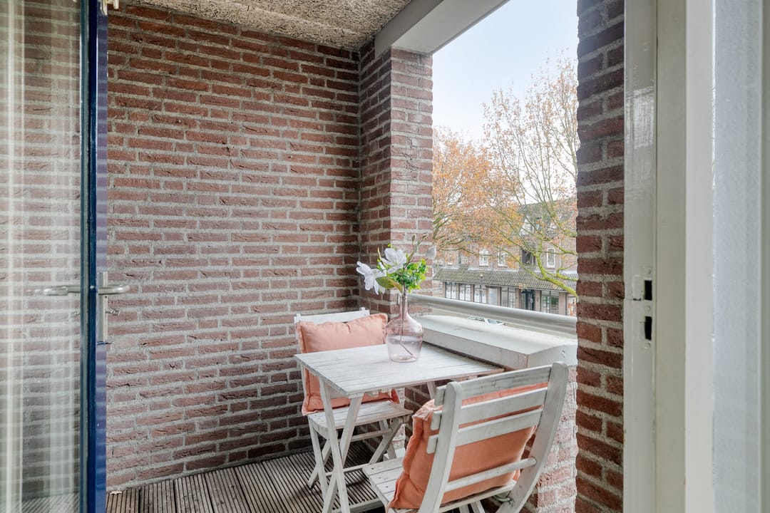 Foto 8 van Vincent van Goghstraat 53