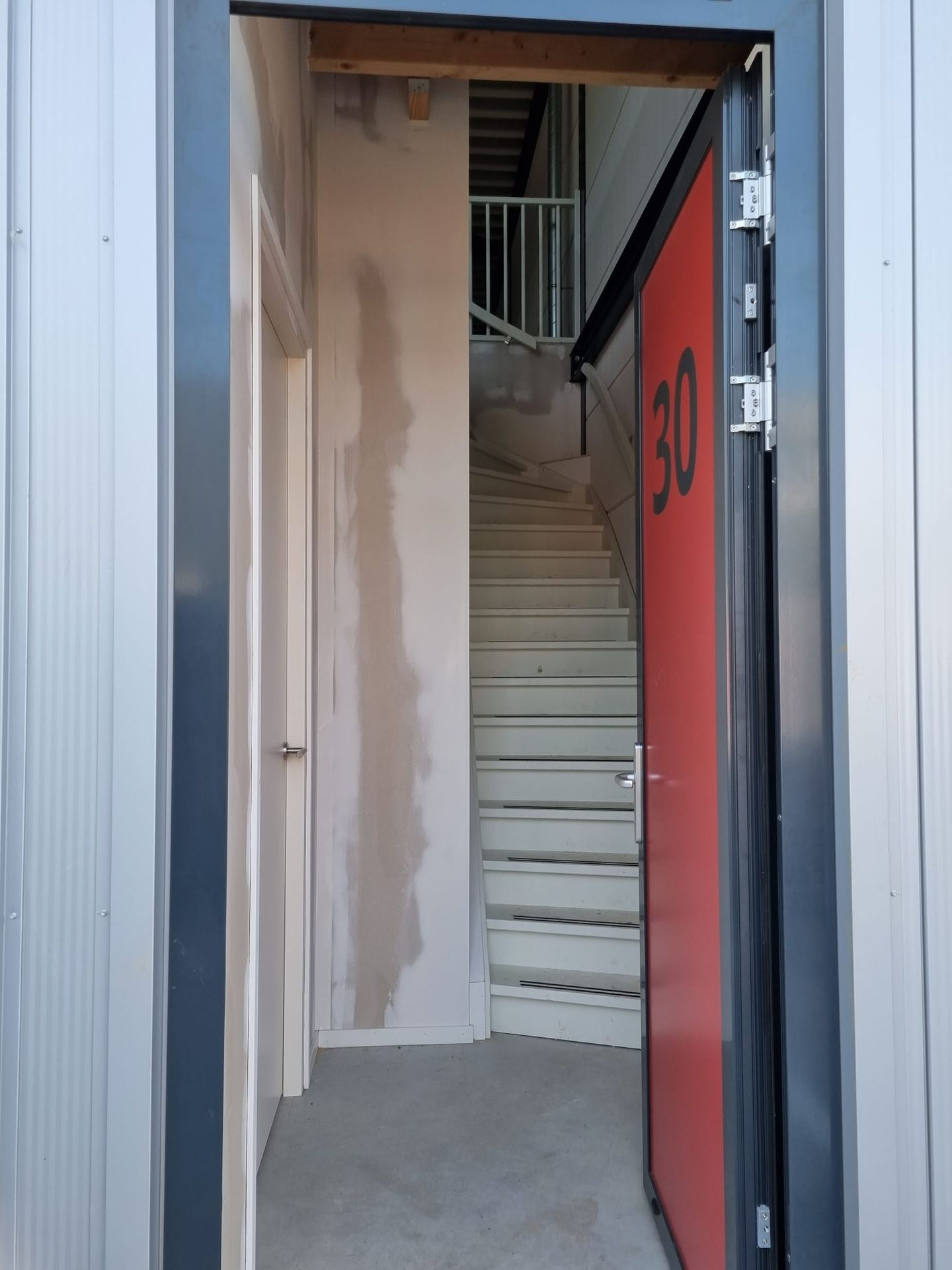 View photo 2 of Stephensonstraat 17-30