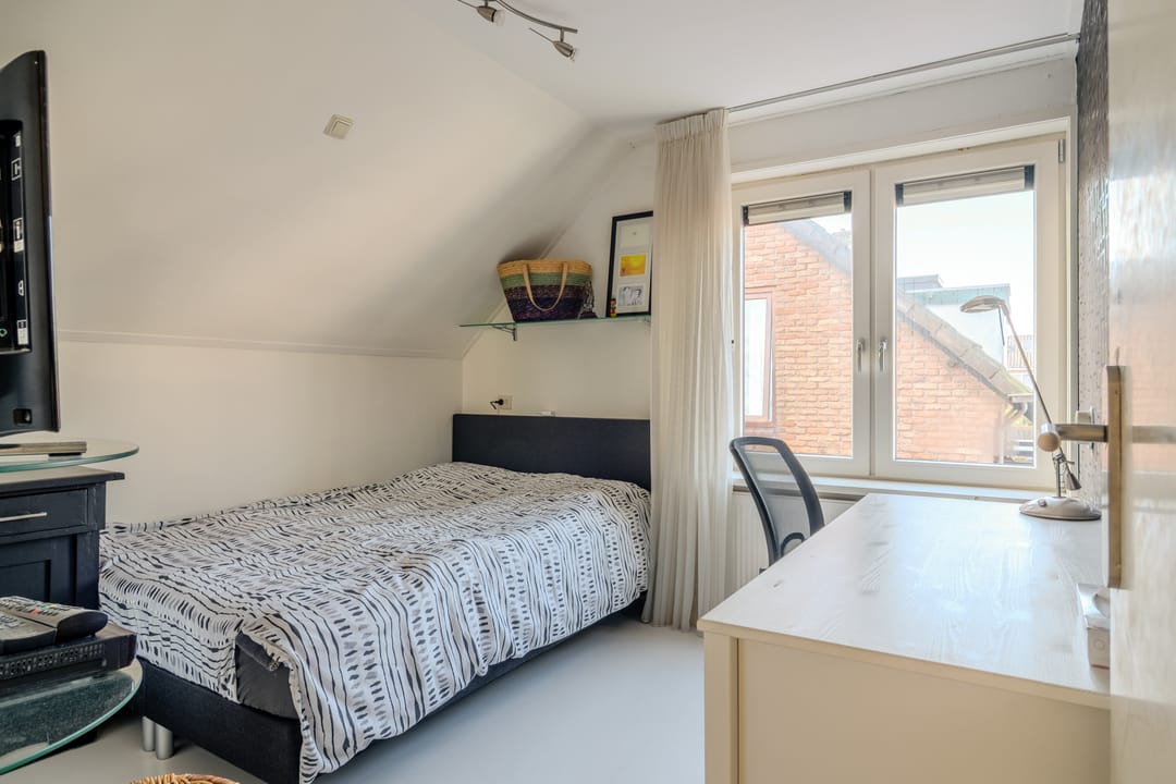 Foto 17 van Raadhuisstraat 12