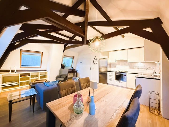 Photo 6 of Sarphatistraat 60-F