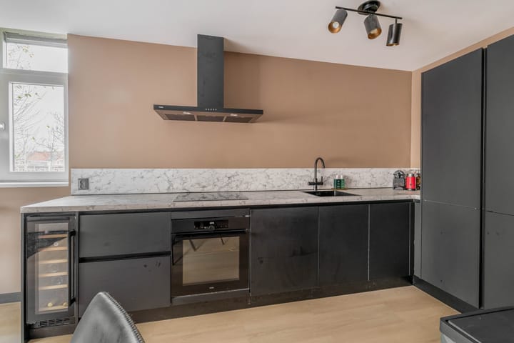 Photo 9 of Koninginneweg 7