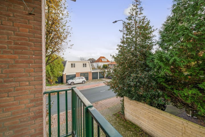 Photo 17 of Koninginneweg 7