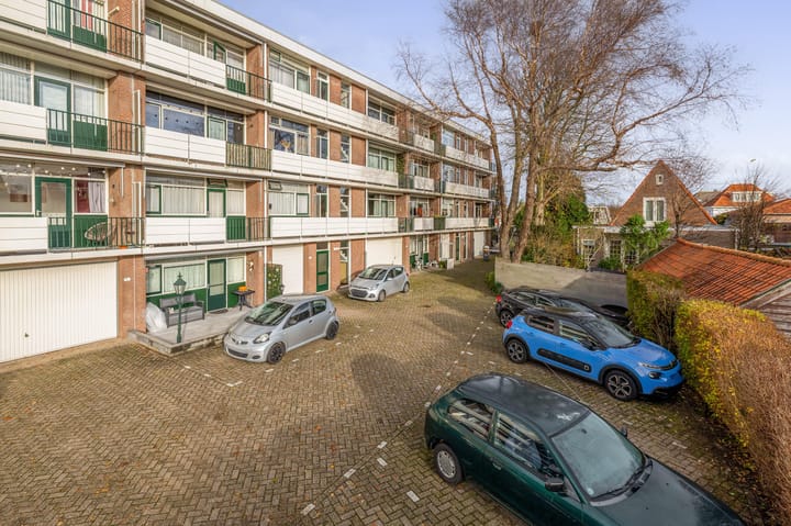 Photo 20 of Koninginneweg 7