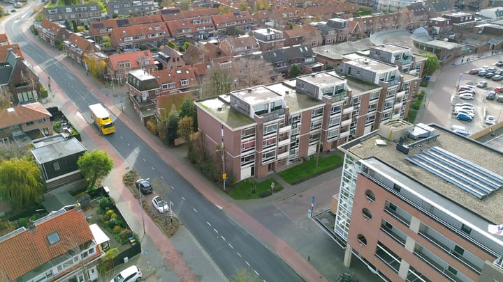 Photo 24 of Koninginneweg 7