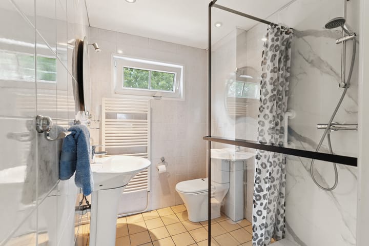 Photo 4 of Lekstraat 45