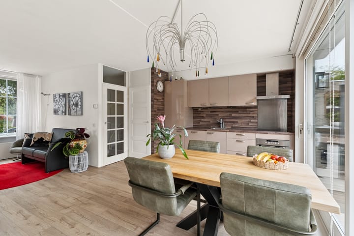 Photo 18 of Lekstraat 45