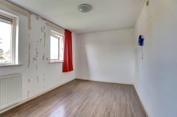 Photo 12 of Jacobus van der Waeyenstraat 18