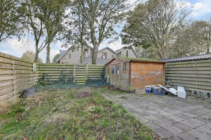 Photo 15 of Jacobus van der Waeyenstraat 18