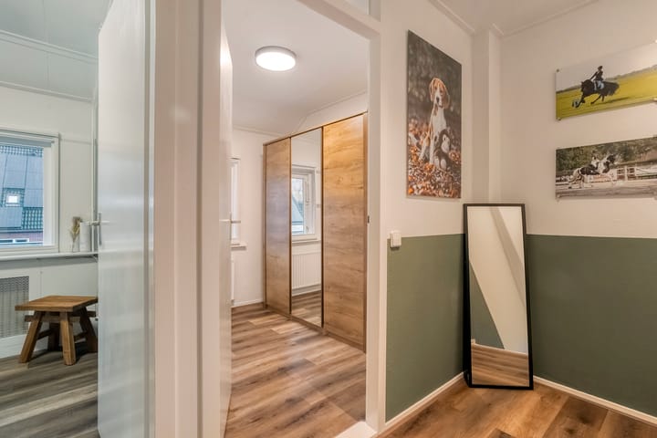 Photo 22 of Leliestraat 4