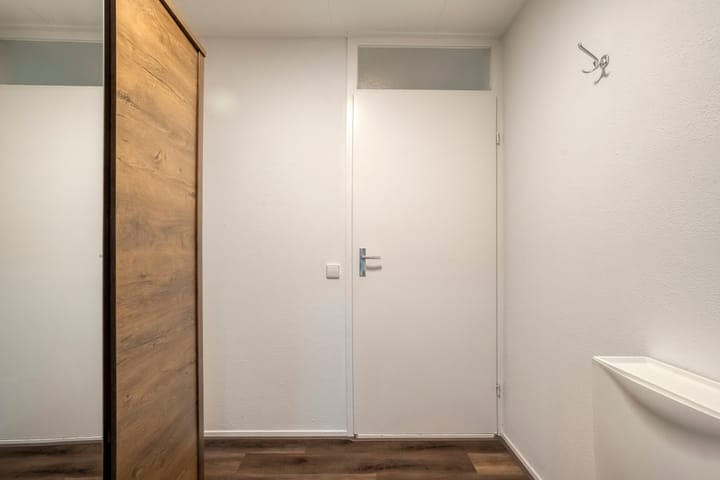 Photo 26 of Leliestraat 4