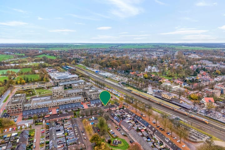 Photo 40 of Leliestraat 4