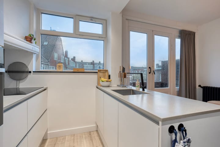 Foto 16 van Lorentzstraat 15-B