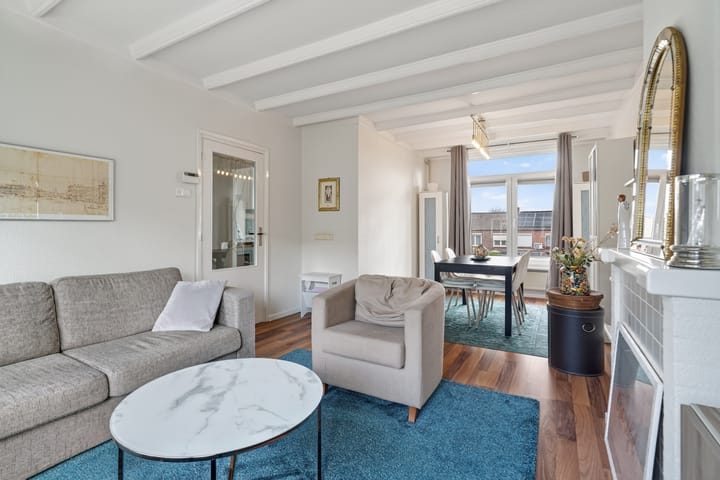 Photo 5 of Charles Vosstraat 35