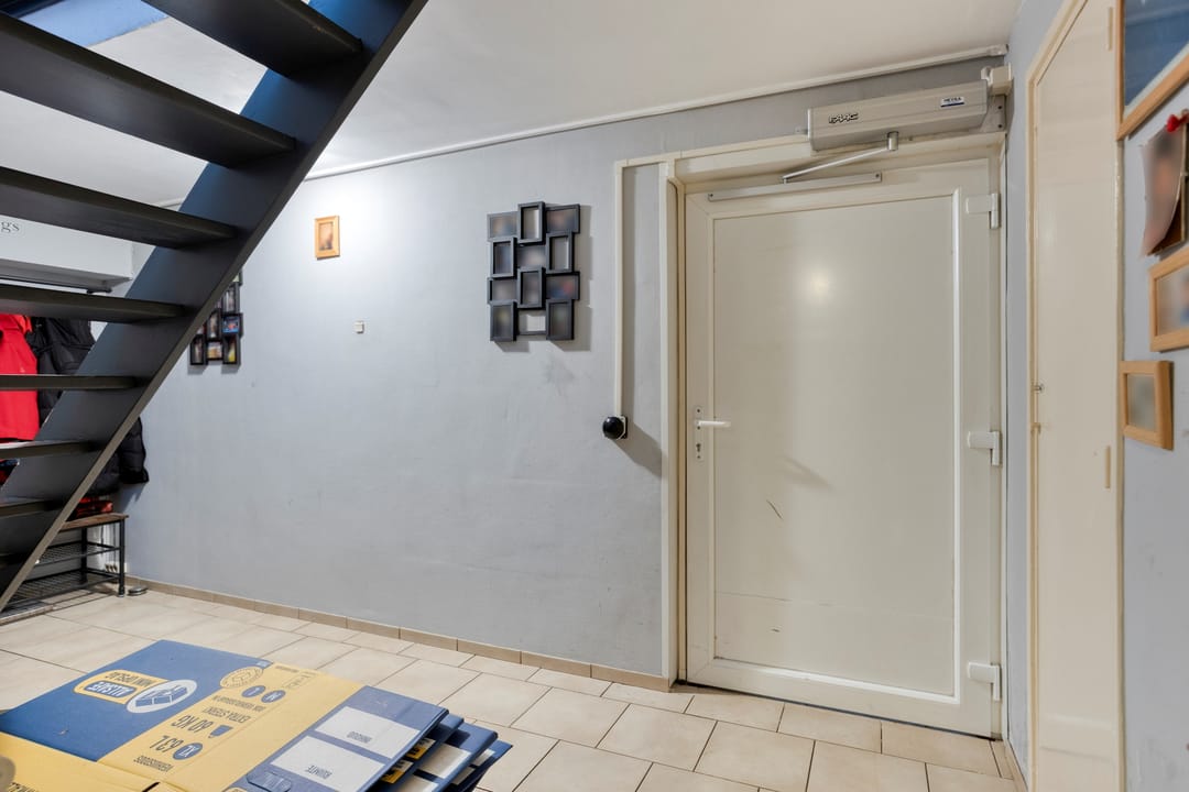 Foto 8 van Beneluxlaan 18