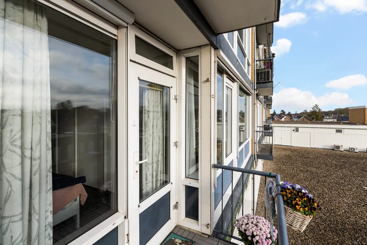 Photo 17 of Burgemeester Jansenlaan 65