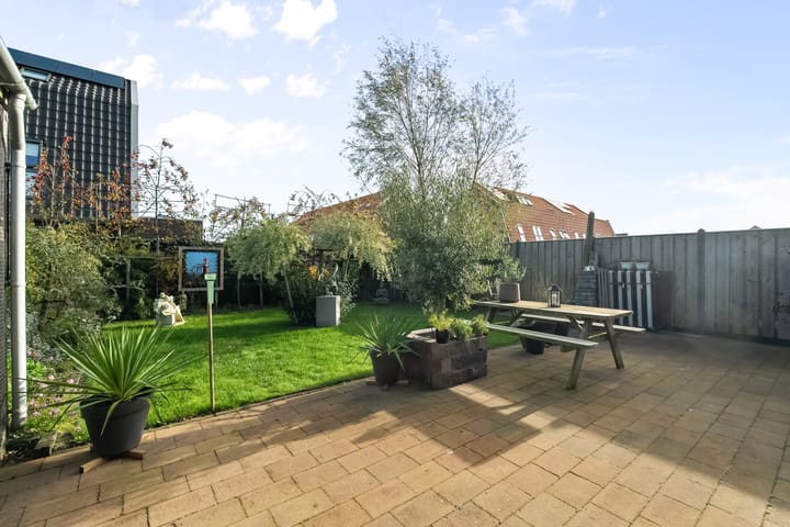 Photo 30 of Koningin Máximalaan 14