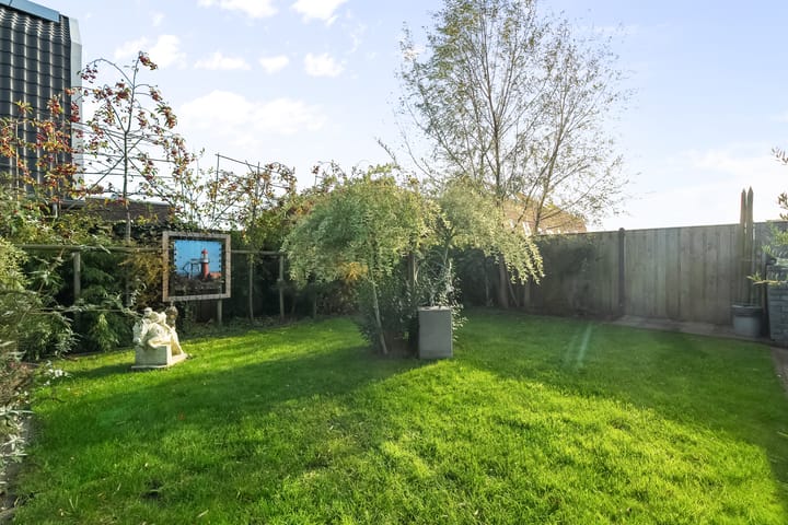 Photo 32 of Koningin Máximalaan 14