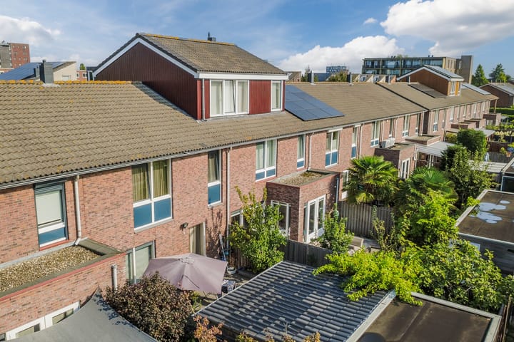 Foto 40 van Bep van Klaverenstraat 5-B