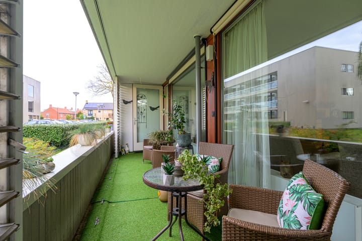 Photo 15 of Bernhardstraat 26