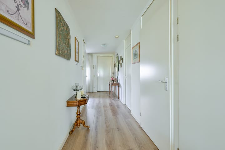 Photo 23 of Bernhardstraat 26