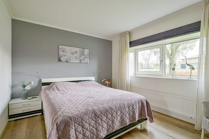 Photo 24 of Bernhardstraat 26