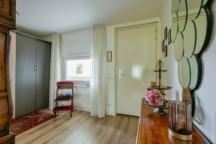 Photo 31 of Bernhardstraat 26