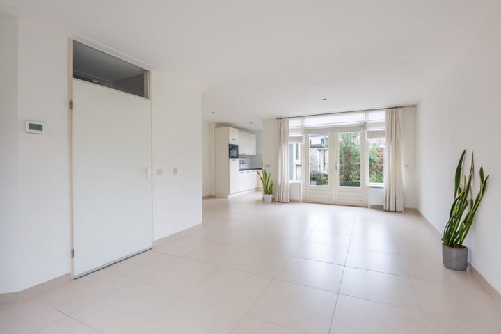 Photo 8 of Haagwinde 34