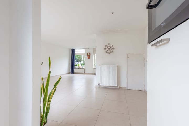 Photo 14 of Haagwinde 34