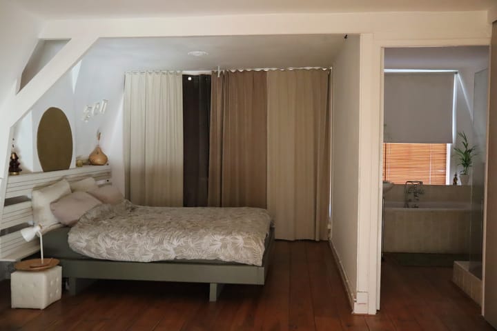 Foto 24 van Ampèrestraat 104